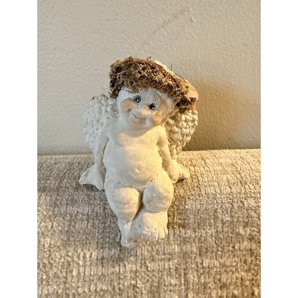 Dreamsicles Sitting Pretty Angel Figurine Ceramic Hand Painted Signed Shelf Deco